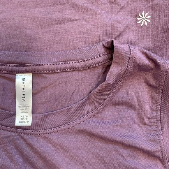 Athleta XS women’s tank top in mauve. - Picture 5 of 5